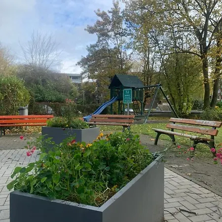 Gemuetliche Wohnung, Schnell In Koeln, Messe, Stadion & Phantasialand *