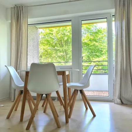 Apartment Gemuetliche Wohnung, Schnell In Koeln, Messe, Stadion & Phantasialand *