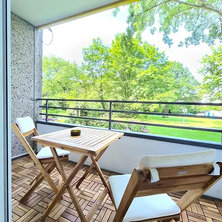 Apartment Gemuetliche Wohnung, Schnell In Koeln, Messe, Stadion & Phantasialand *